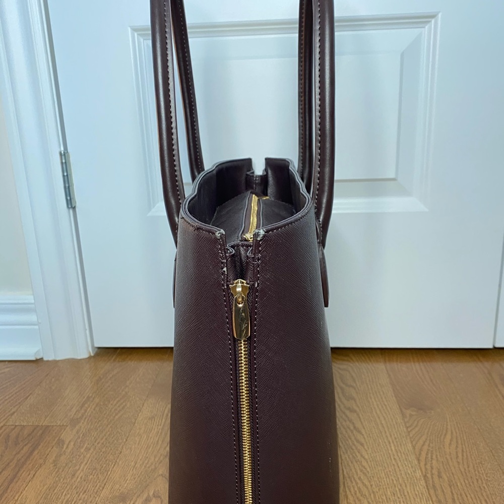 Purse - Picture 3 of 4